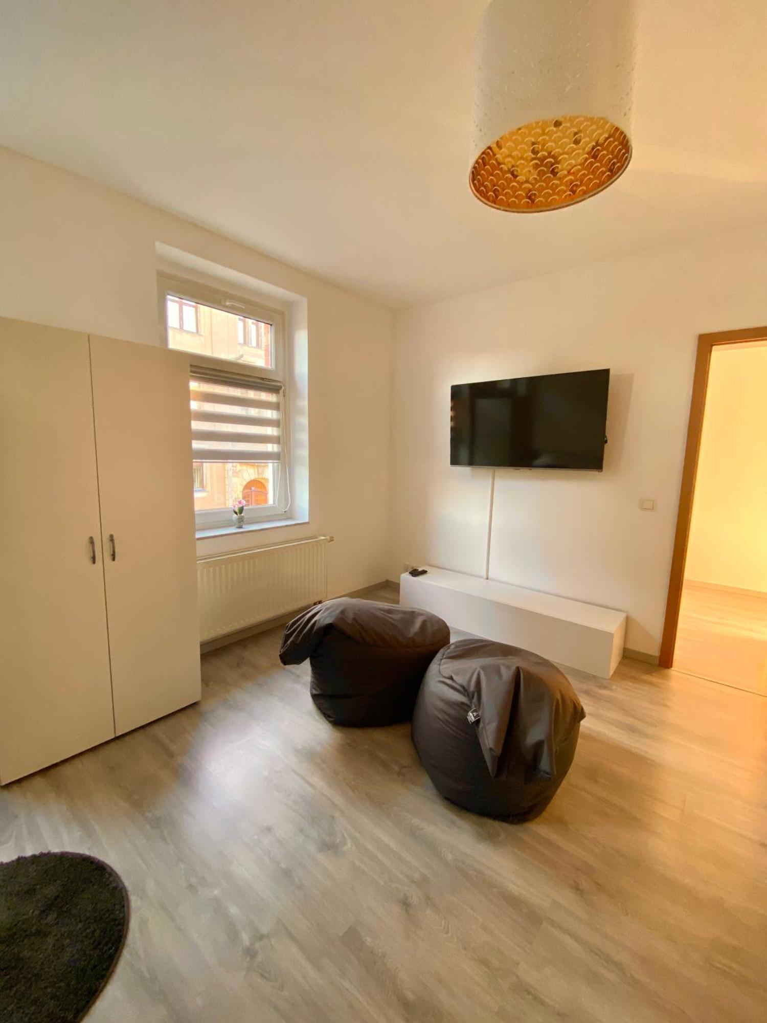 Schoene 3-Zimmer Monteurswohnung Im Sueden Von Leipzig Eg Exterior foto