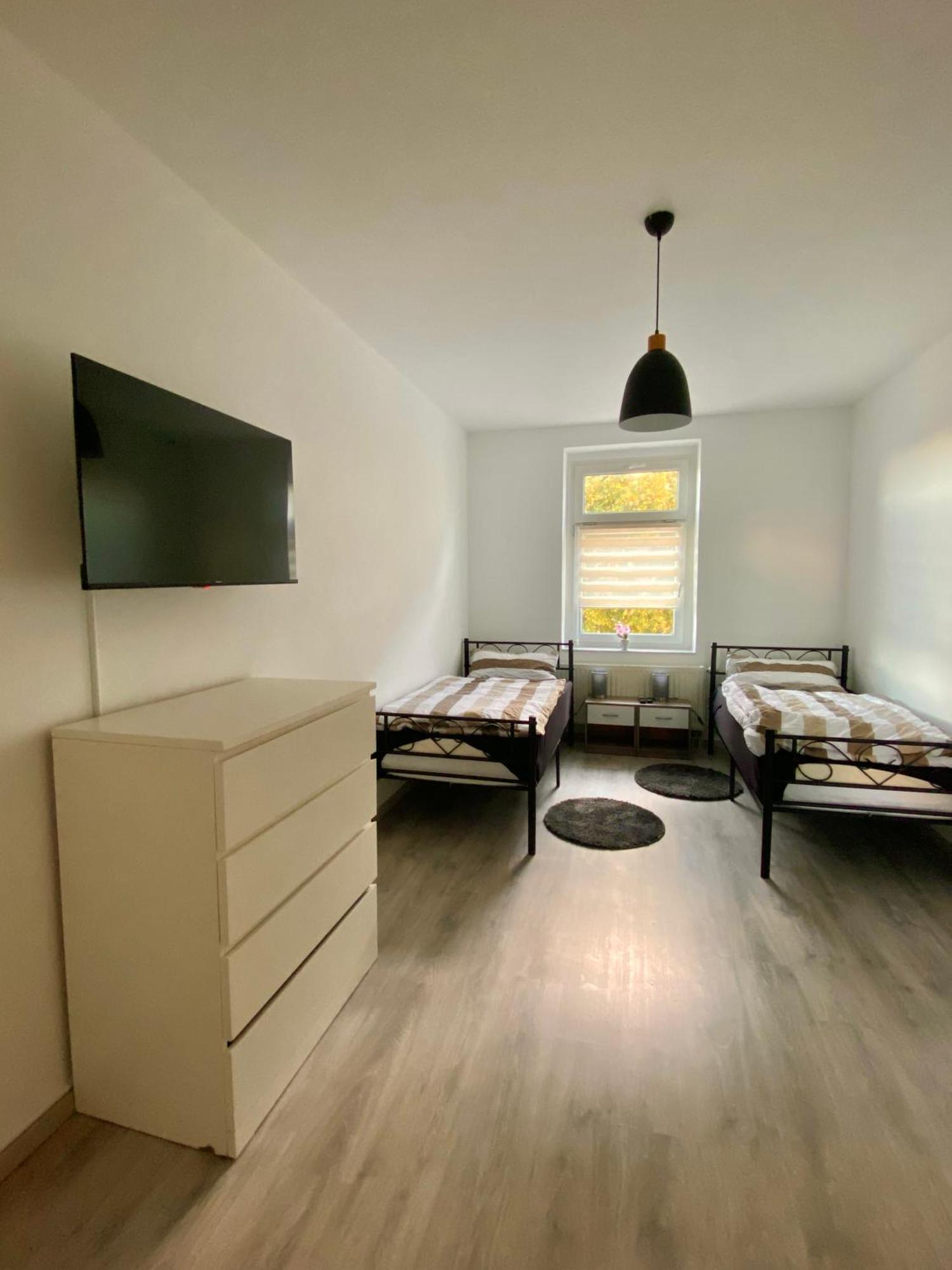Schoene 3-Zimmer Monteurswohnung Im Sueden Von Leipzig Eg Exterior foto